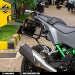 Bracket Box Samping Kawasaki KLE 500 - Gambar 6